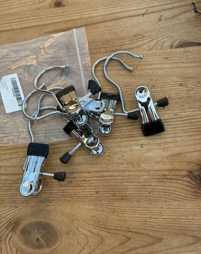 Single metal clip hanger - clip,